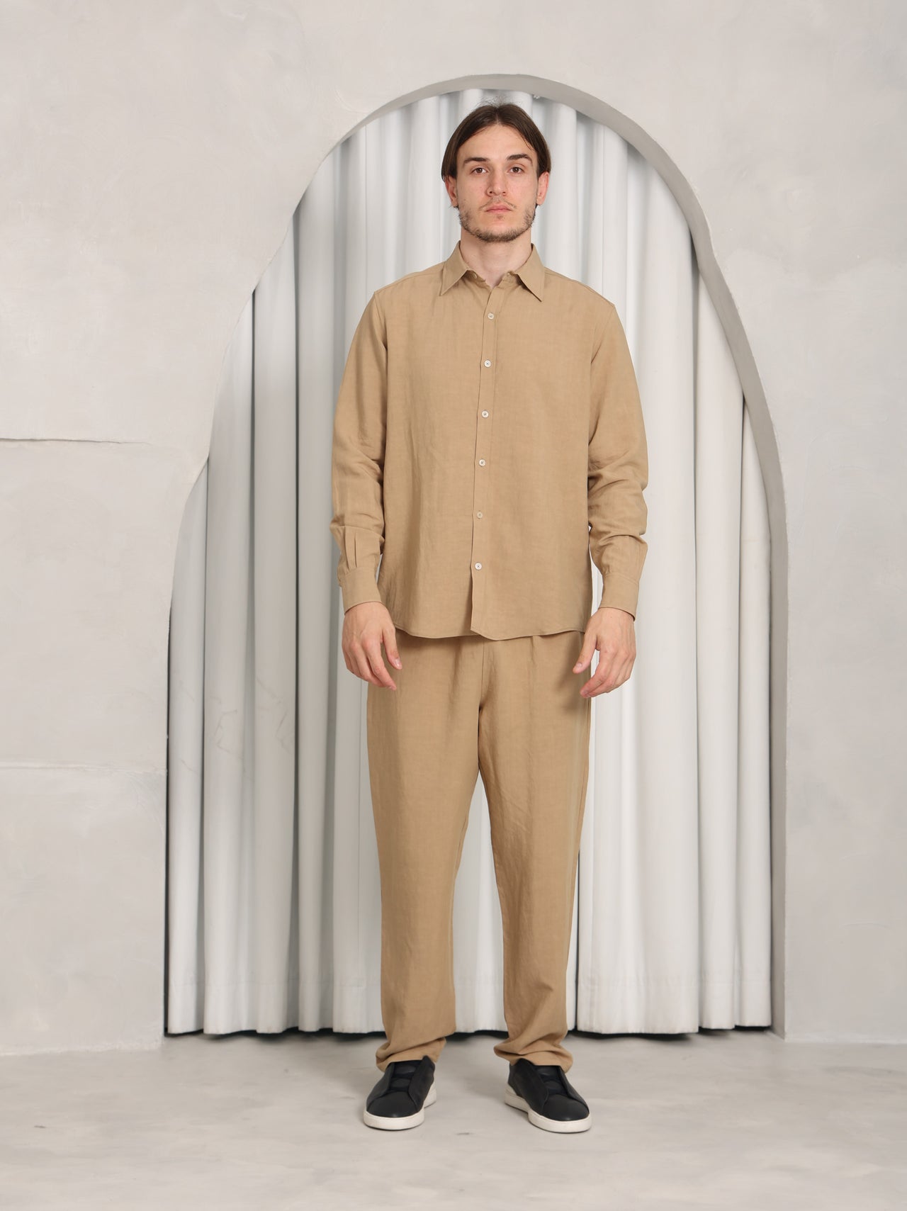 Laram Linen Set Tan