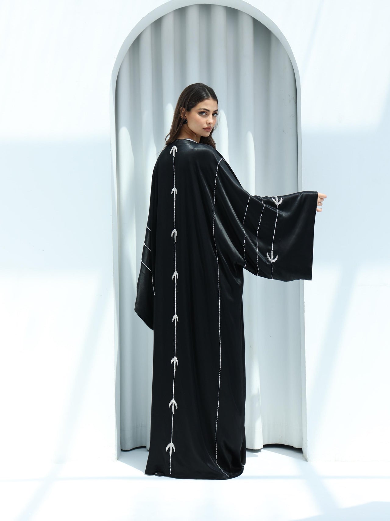 Glamour Abaya in Black