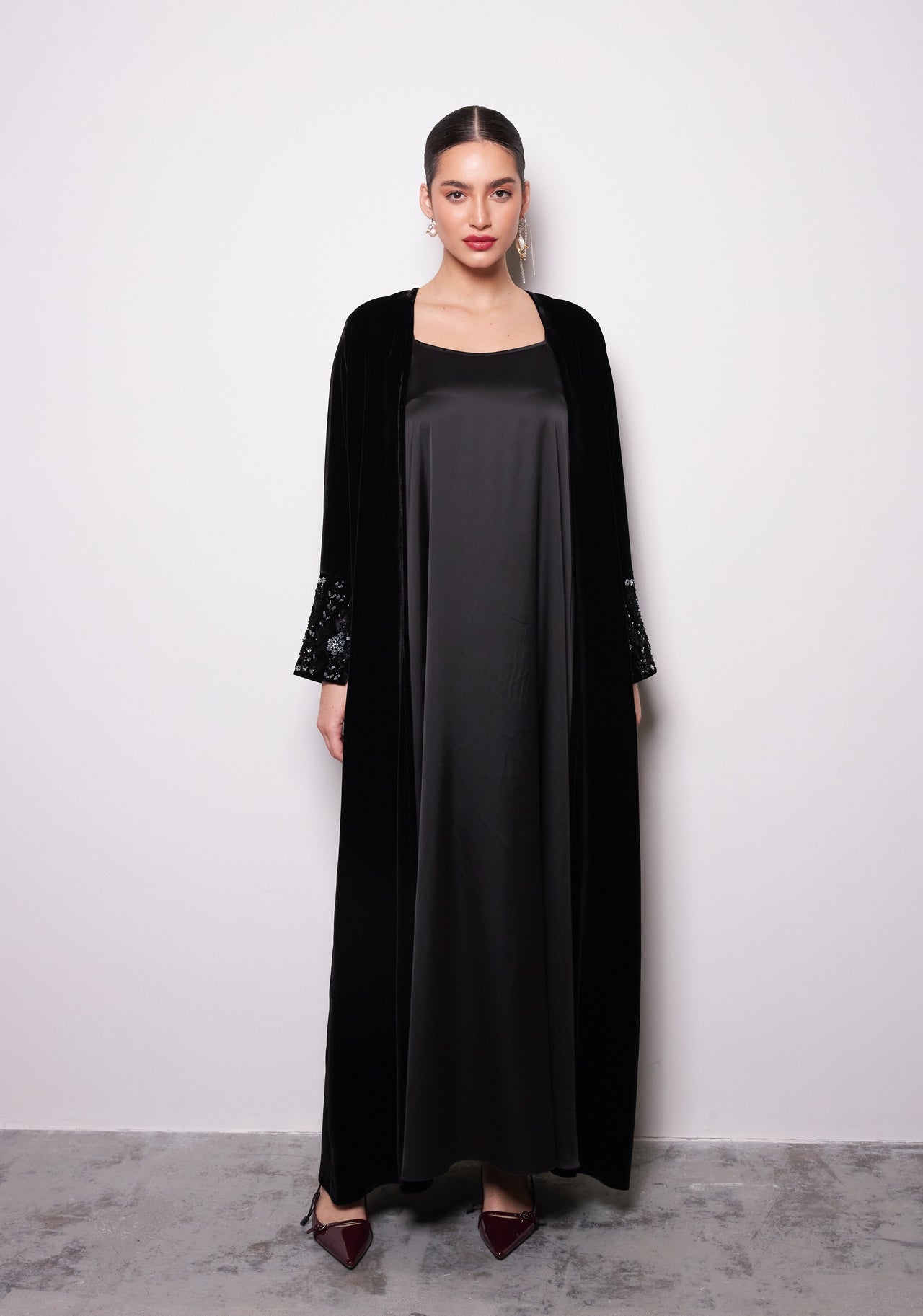 Allure Velvet Abaya