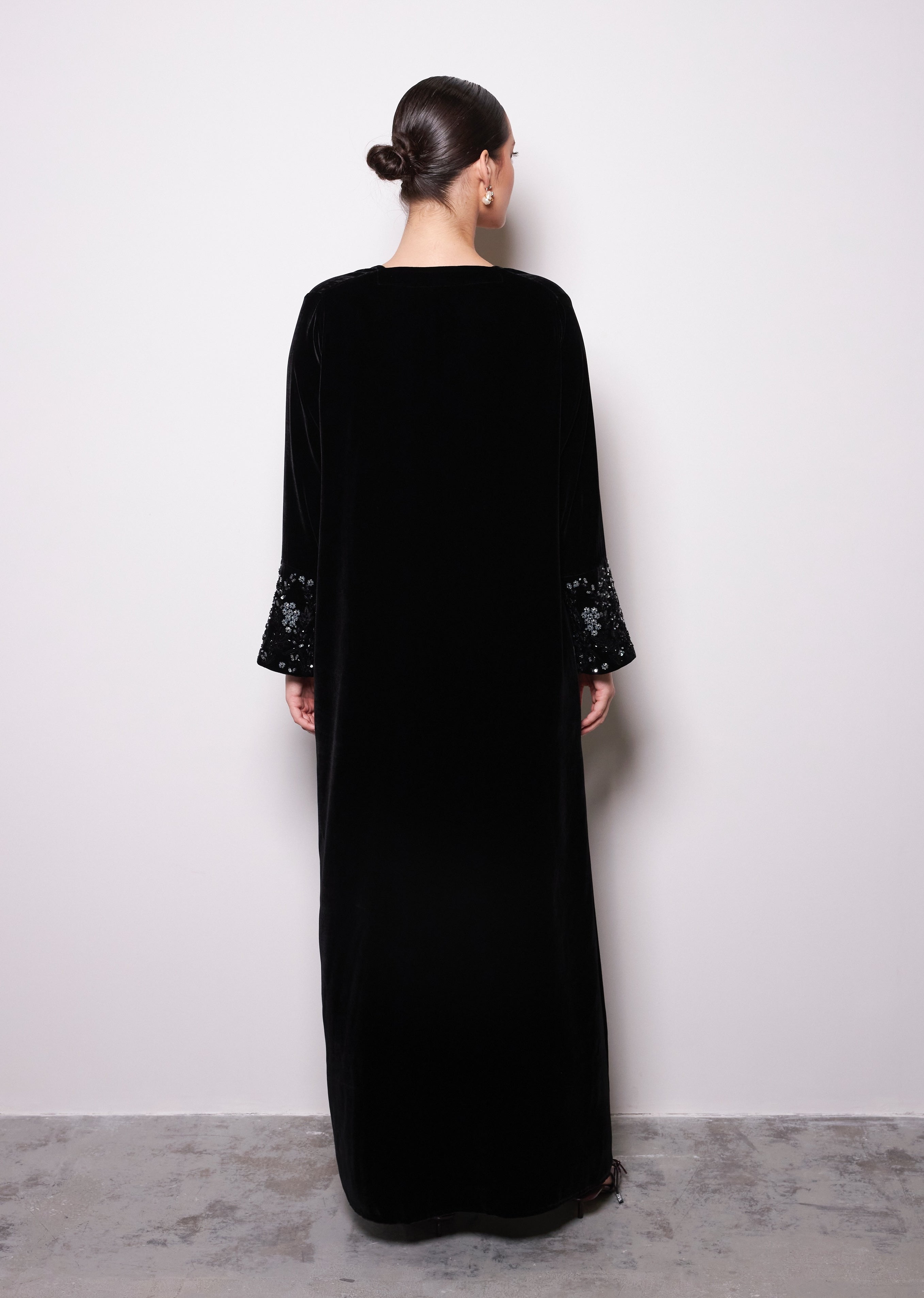 Allure Velvet Abaya