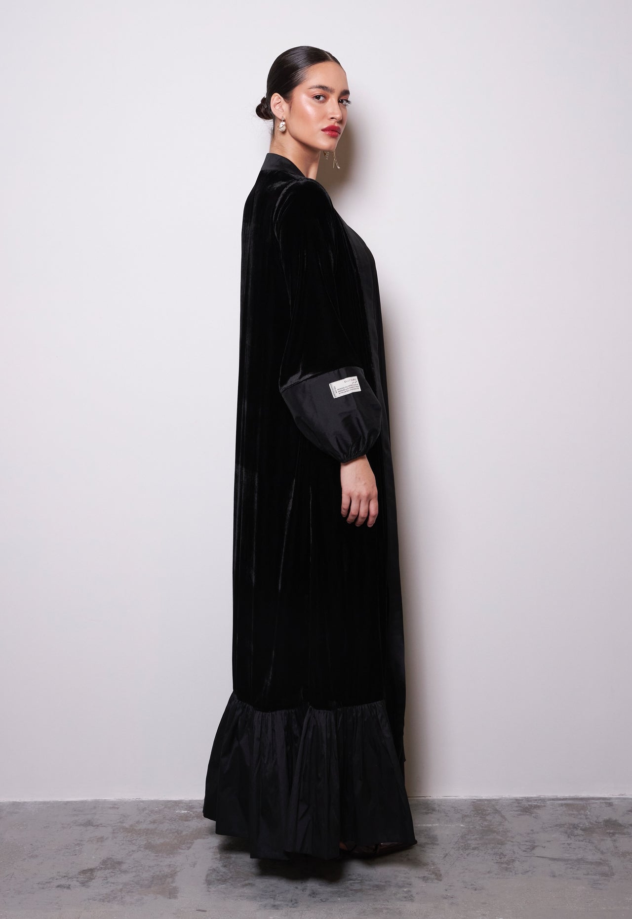 Amore Abaya Black