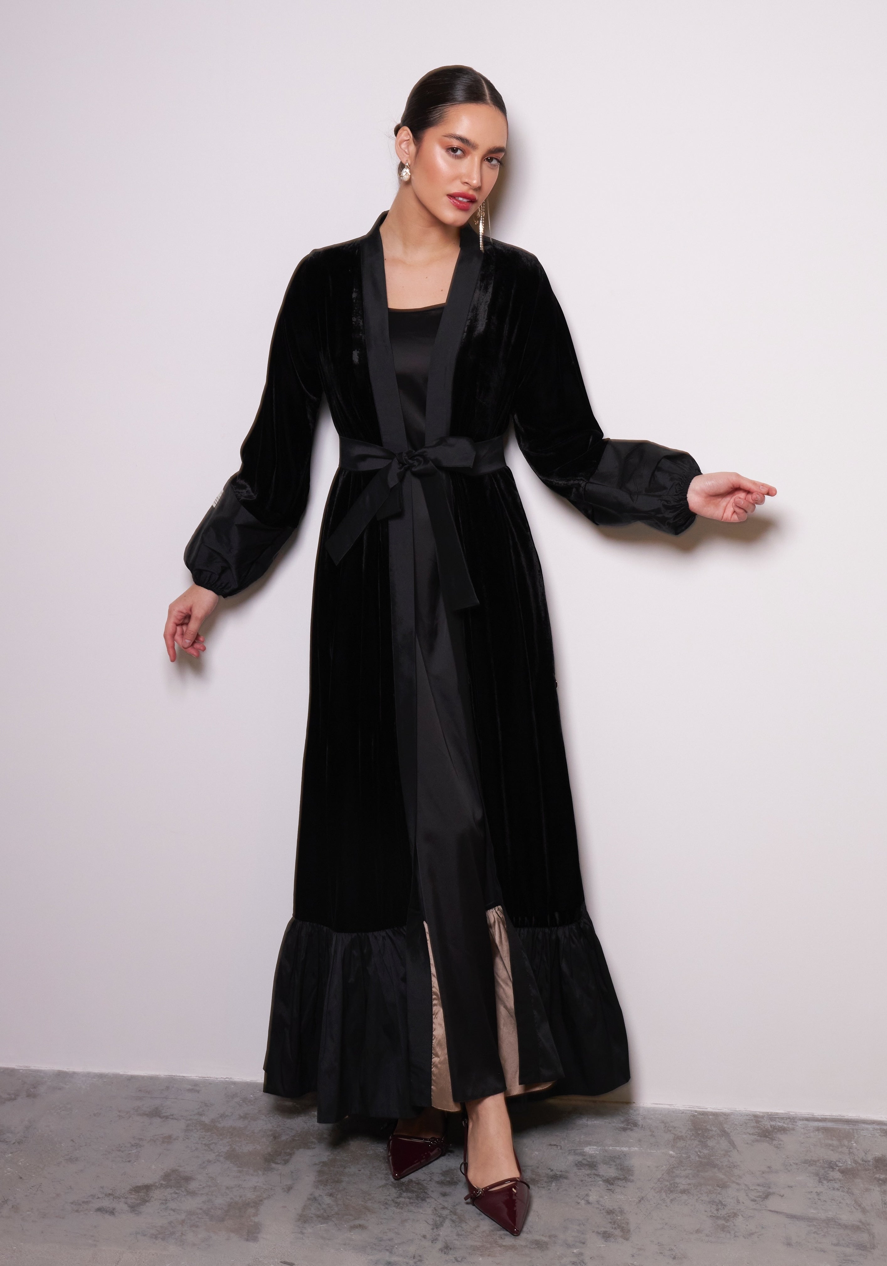 Amore Abaya Black