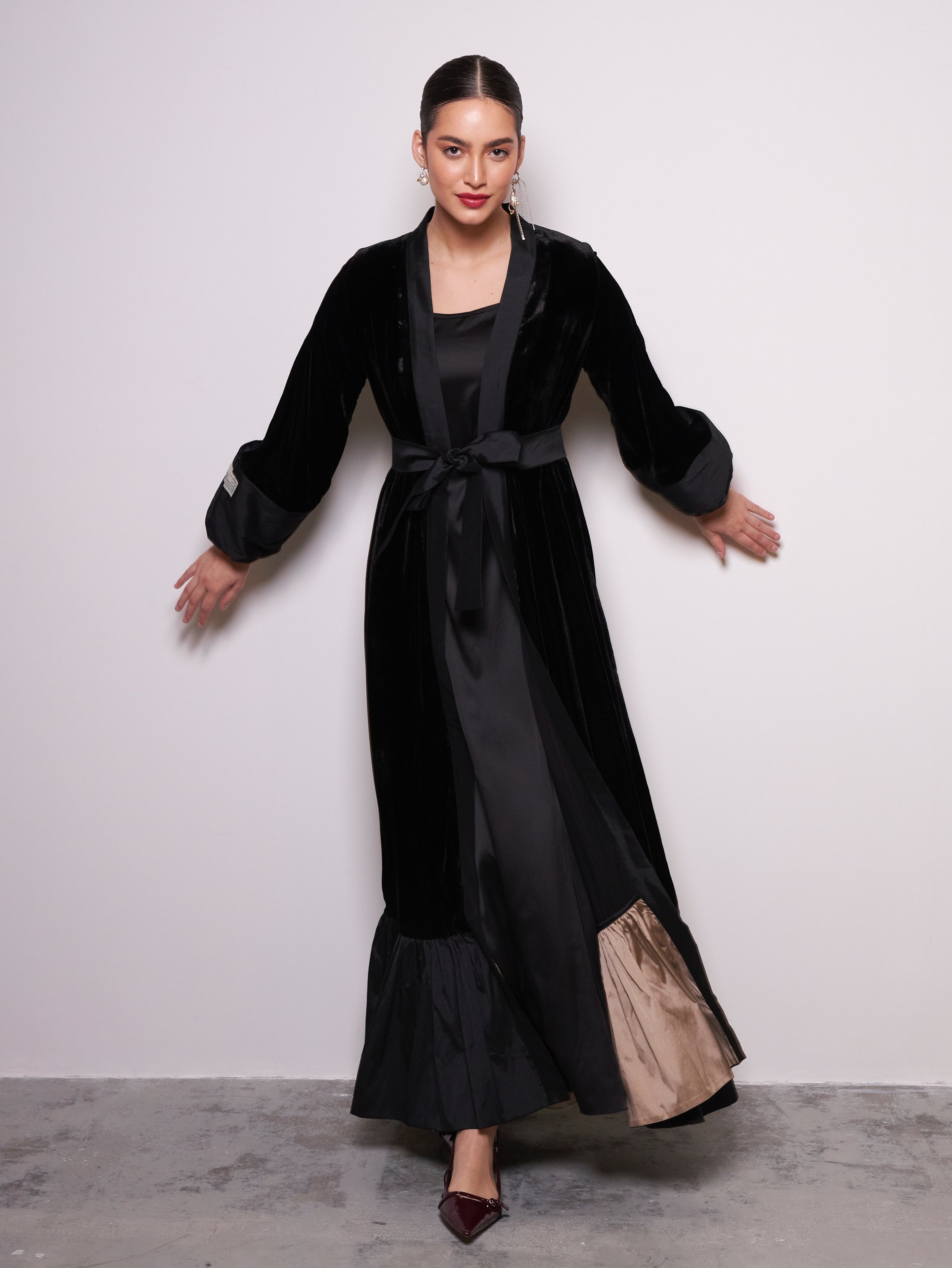 Amore Abaya Black