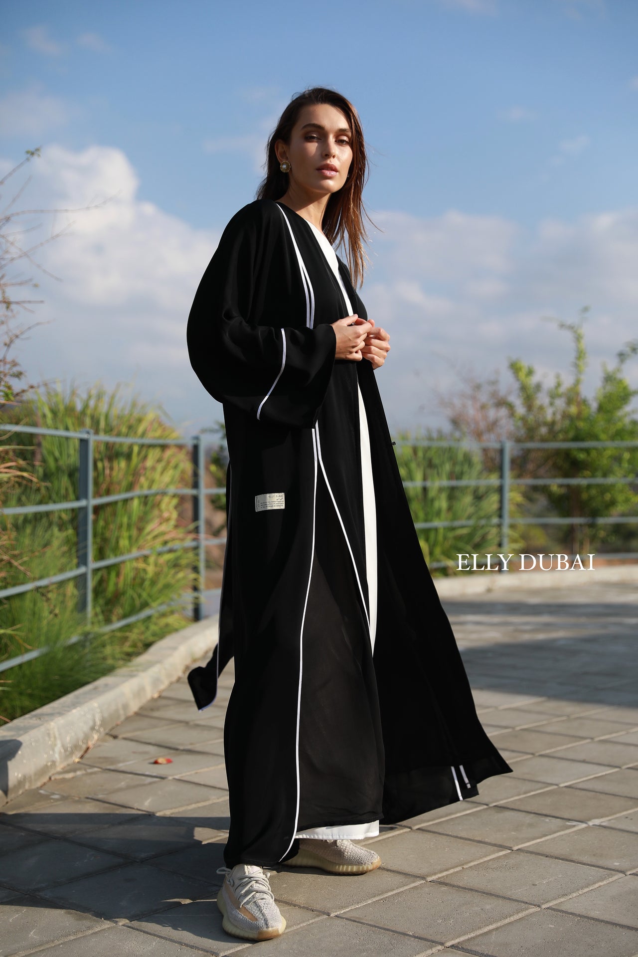 Abaya Hayati Set White